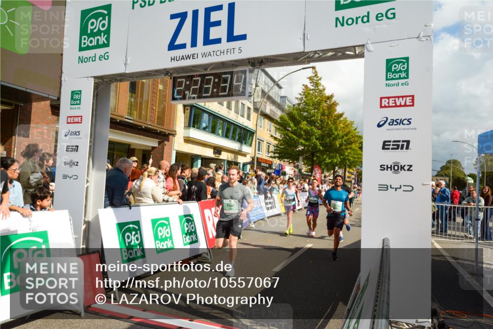 20.09.2026 - PSD Bank Halbmarathon LAZAROV Photography http://msf.ph/oto/10557067 20.09.2026 12:23:33 Ziel 1324, 1884, 1917, 1918, 2384, 2624, 3595, 3650, 3807, 3978, 4517, 4628, 4667 meine-sportfotos.de