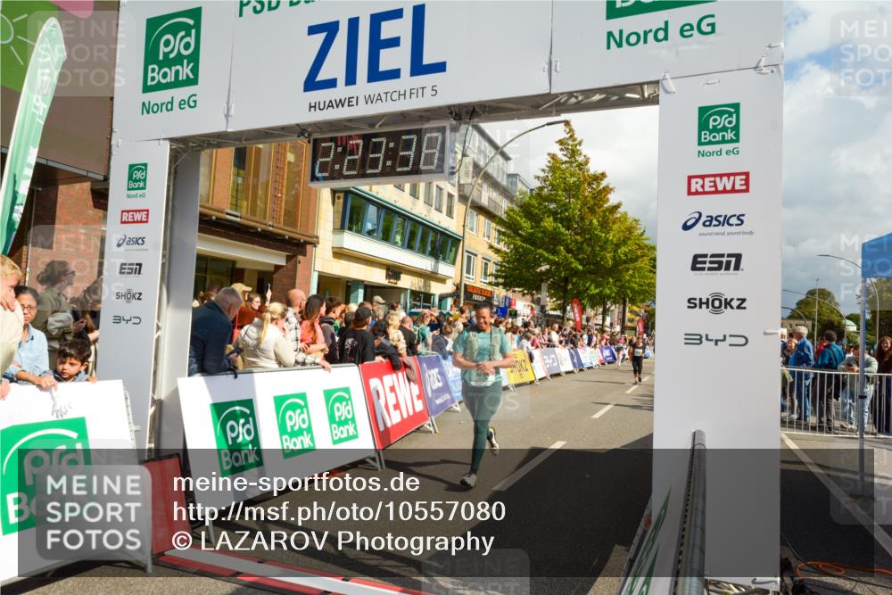 20.09.2026 - PSD Bank Halbmarathon LAZAROV Photography http://msf.ph/oto/10557080 20.09.2026 12:23:37 Ziel 1324, 1513, 1884, 1917, 1918, 2384, 2414, 2483, 2624, 3595, 3650, 3807, 3978, 4517 meine-sportfotos.de