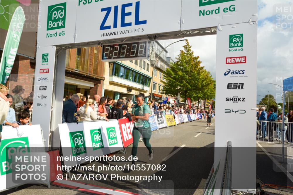 20.09.2026 - PSD Bank Halbmarathon LAZAROV Photography http://msf.ph/oto/10557082 20.09.2026 12:23:38 Ziel 1324, 1513, 1884, 1917, 1918, 2384, 2414, 2483, 2624, 3595, 3650, 3807, 3978, 4517 meine-sportfotos.de
