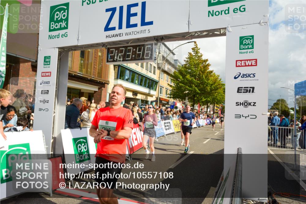 20.09.2026 - PSD Bank Halbmarathon LAZAROV Photography http://msf.ph/oto/10557108 20.09.2026 12:23:45 Ziel 1136, 1513, 1917, 1918, 1987, 2150, 2257, 2414, 2483, 2897, 3595 meine-sportfotos.de