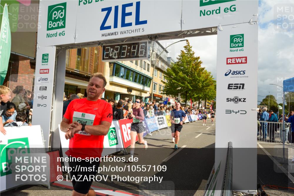 20.09.2026 - PSD Bank Halbmarathon LAZAROV Photography http://msf.ph/oto/10557109 20.09.2026 12:23:45 Ziel 1136, 1513, 1917, 1918, 1987, 2150, 2257, 2414, 2483, 2897, 3595 meine-sportfotos.de