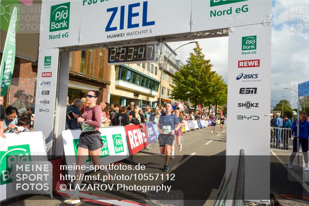 20.09.2026 - PSD Bank Halbmarathon LAZAROV Photography http://msf.ph/oto/10557112 20.09.2026 12:23:46 Ziel 1136, 1513, 1917, 1918, 1987, 2150, 2257, 2414, 2483, 2897, 3595 meine-sportfotos.de