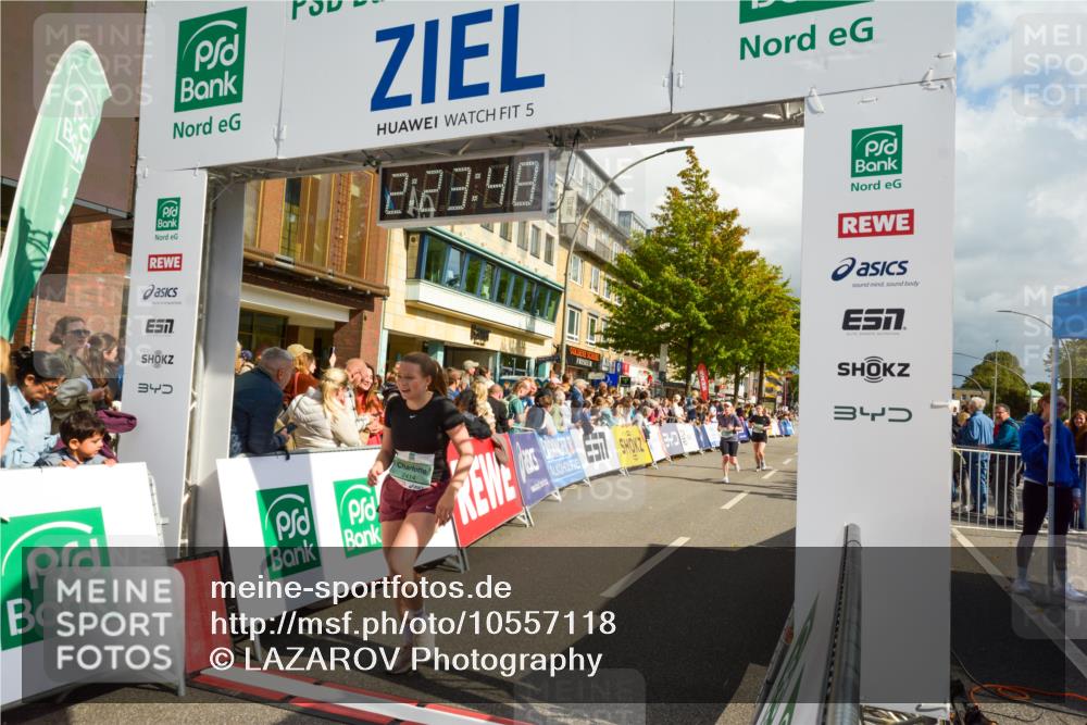 20.09.2026 - PSD Bank Halbmarathon LAZAROV Photography http://msf.ph/oto/10557118 20.09.2026 12:23:48 Ziel 1136, 1513, 1917, 1918, 1987, 2150, 2257, 2414, 2483, 2897, 3595 meine-sportfotos.de