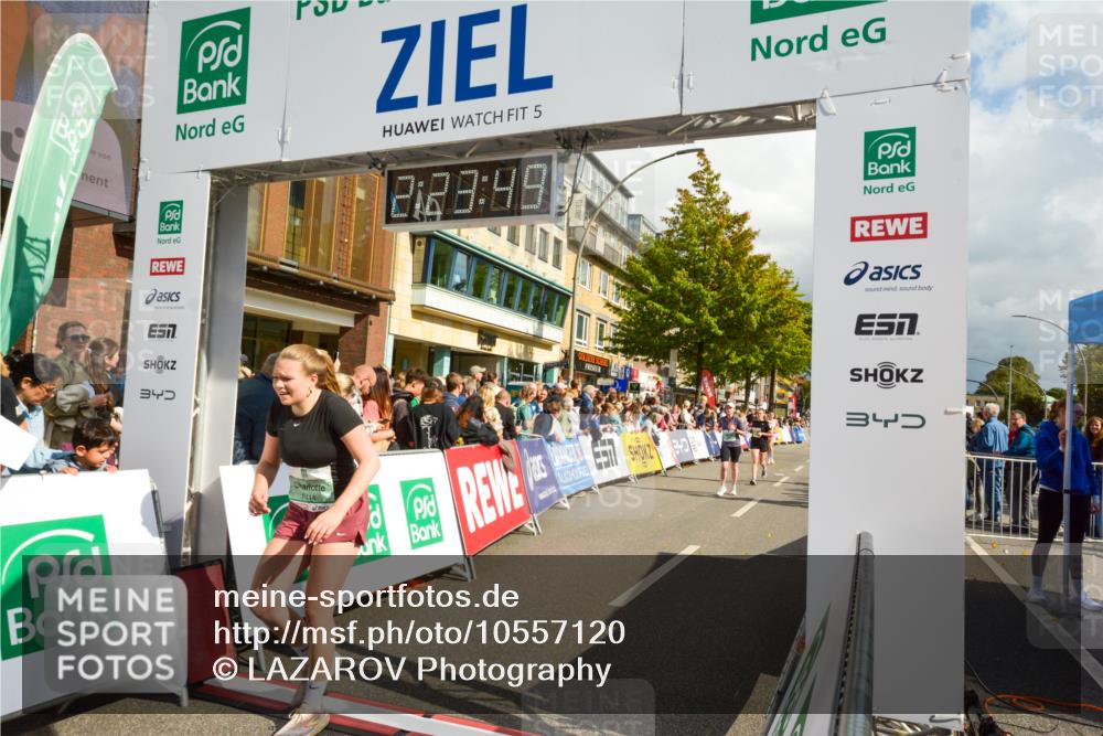 20.09.2026 - PSD Bank Halbmarathon LAZAROV Photography http://msf.ph/oto/10557120 20.09.2026 12:23:48 Ziel 1136, 1513, 1917, 1918, 1987, 2150, 2257, 2414, 2483, 2897, 3595 meine-sportfotos.de