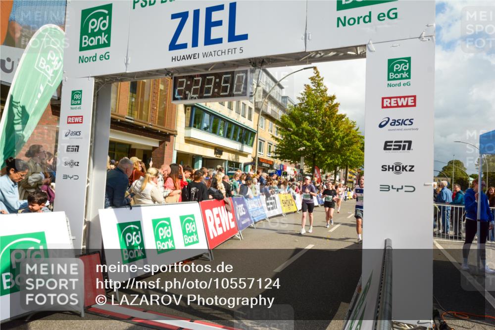 20.09.2026 - PSD Bank Halbmarathon LAZAROV Photography http://msf.ph/oto/10557124 20.09.2026 12:23:50 Ziel 1136, 1513, 1917, 1918, 1987, 2150, 2257, 2414, 2483, 2897, 3534, 3595 meine-sportfotos.de