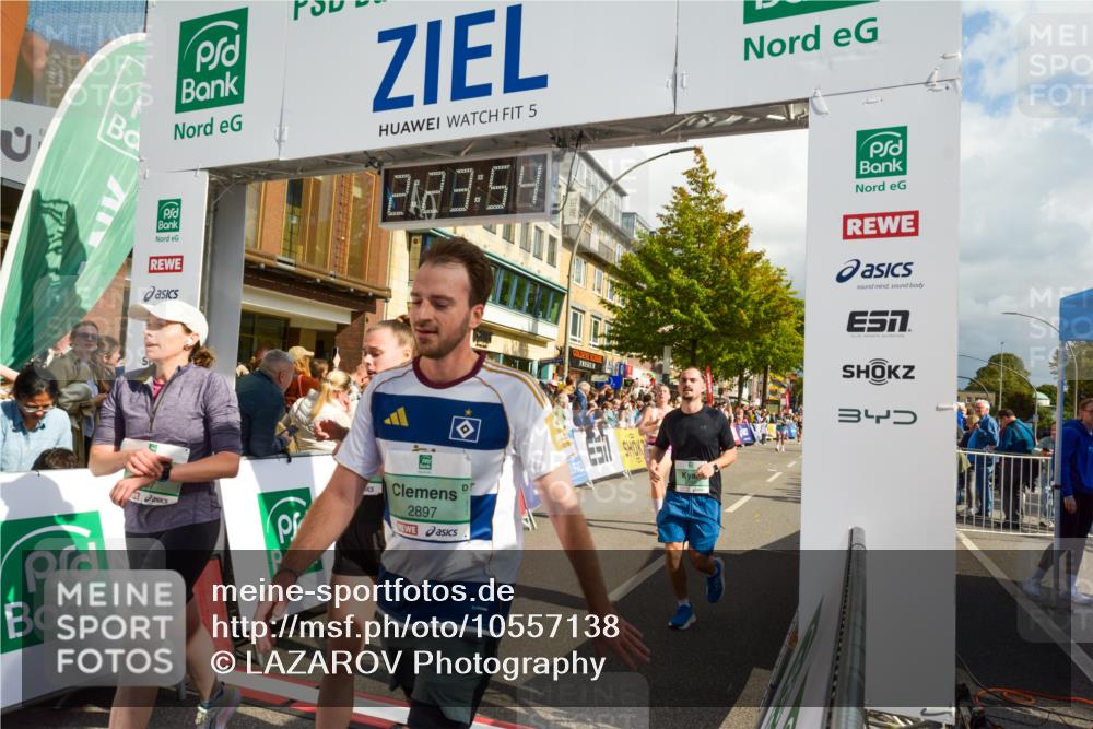 20.09.2026 - PSD Bank Halbmarathon LAZAROV Photography http://msf.ph/oto/10557138 20.09.2026 12:23:53 Ziel 1136, 1513, 1811, 1913, 1987, 2150, 2257, 2414, 2889, 2897, 3534, 3830 meine-sportfotos.de