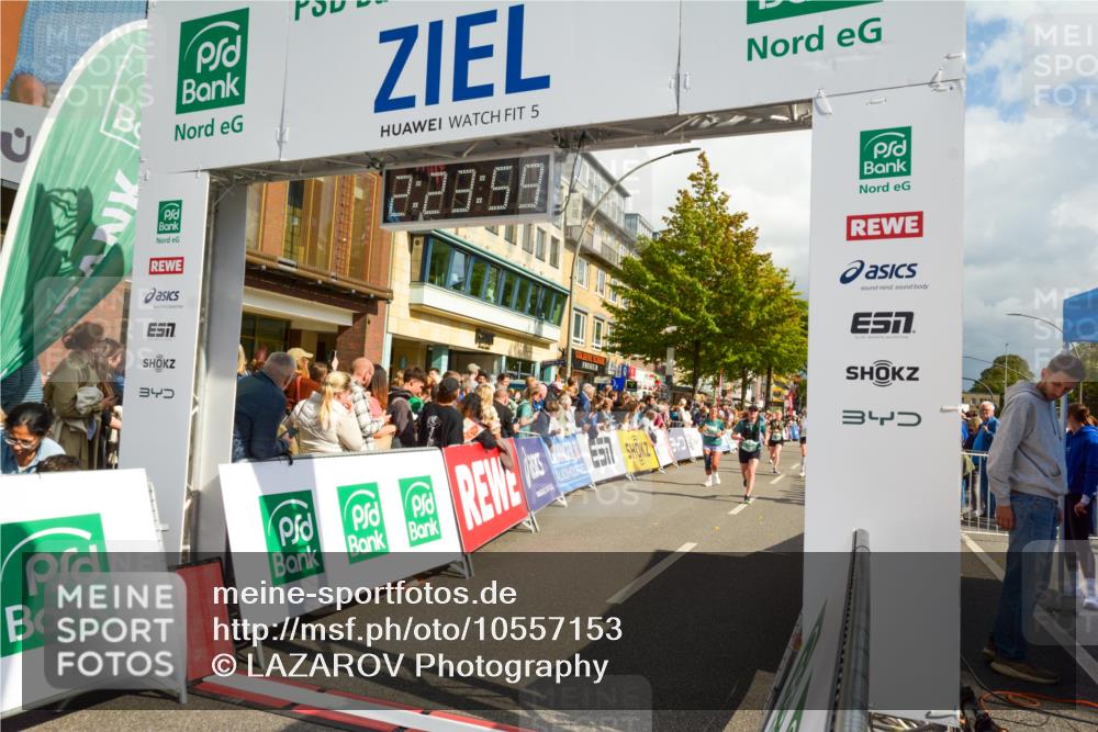 20.09.2026 - PSD Bank Halbmarathon LAZAROV Photography http://msf.ph/oto/10557153 20.09.2026 12:23:59 Ziel 1136, 1811, 1913, 1987, 2150, 2257, 2889, 2897, 3534, 3830 meine-sportfotos.de