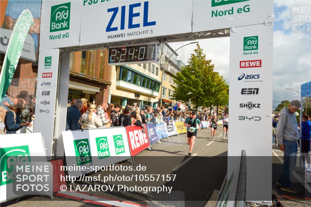 20.09.2026 - PSD Bank Halbmarathon LAZAROV Photography http://msf.ph/oto/10557157 20.09.2026 12:24:00 Ziel 1136, 1811, 1913, 2150, 2889, 3534, 3830 meine-sportfotos.de