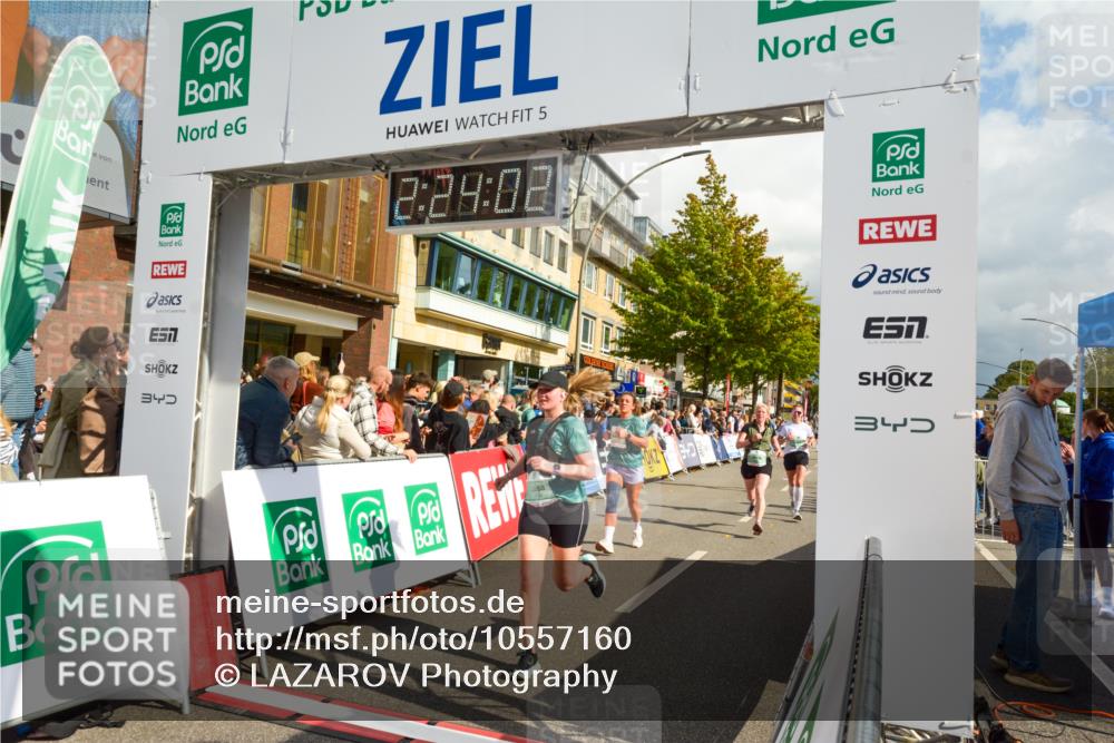 20.09.2026 - PSD Bank Halbmarathon LAZAROV Photography http://msf.ph/oto/10557160 20.09.2026 12:24:01 Ziel 1136, 1811, 1913, 2150, 2889, 3534, 3830 meine-sportfotos.de