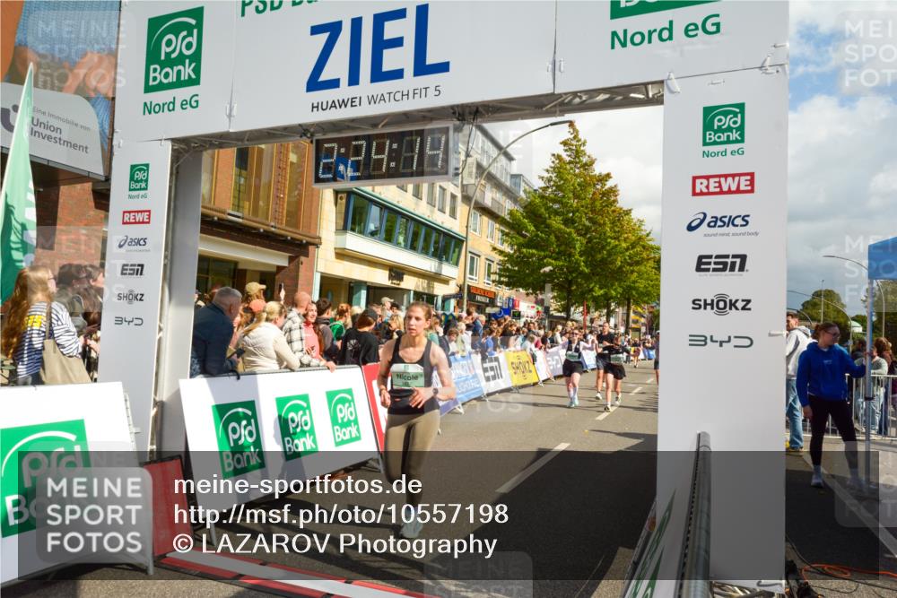 20.09.2026 - PSD Bank Halbmarathon LAZAROV Photography http://msf.ph/oto/10557198 20.09.2026 12:24:13 Ziel 1423, 1578, 1608, 1734, 2112, 2664, 2679, 2960, 4727 meine-sportfotos.de
