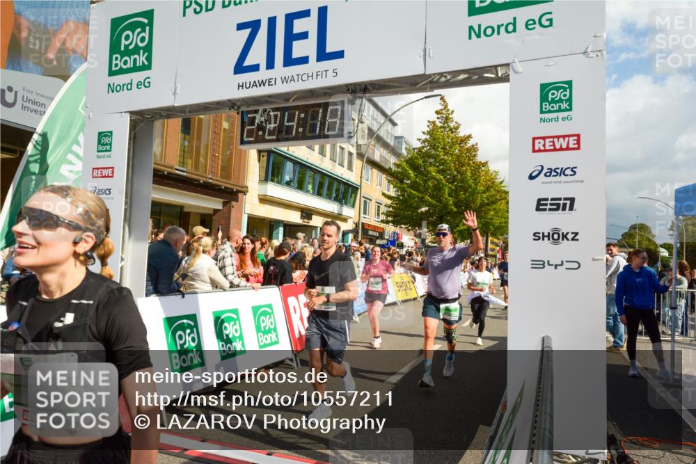 20.09.2026 - PSD Bank Halbmarathon LAZAROV Photography http://msf.ph/oto/10557211 20.09.2026 12:24:17 Ziel 1423, 1573, 1578, 1608, 1734, 1794, 2107, 2112, 2664, 2679, 2960, 4727 meine-sportfotos.de