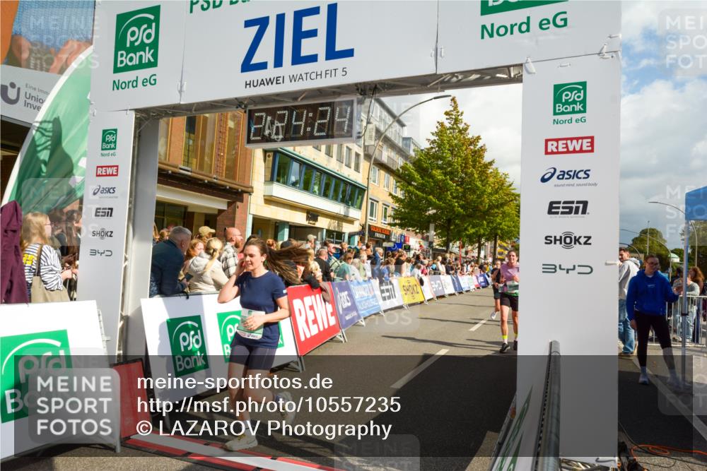 20.09.2026 - PSD Bank Halbmarathon LAZAROV Photography http://msf.ph/oto/10557235 20.09.2026 12:24:23 Ziel 1423, 1573, 1734, 1794, 2107, 2664, 2679, 2960, 3517, 4727 meine-sportfotos.de