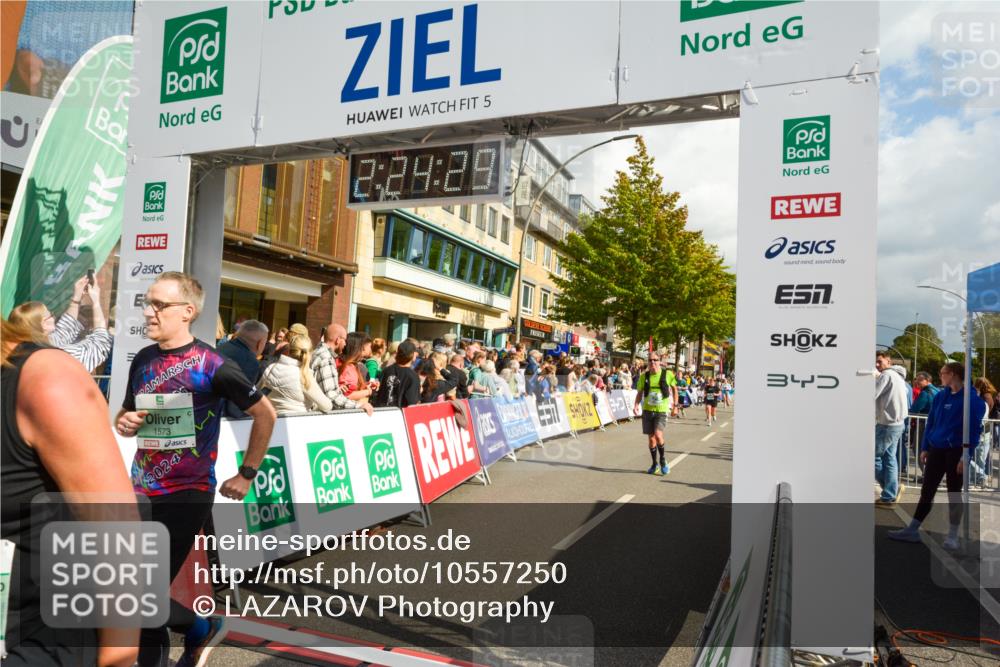 20.09.2026 - PSD Bank Halbmarathon LAZAROV Photography http://msf.ph/oto/10557250 20.09.2026 12:24:28 Ziel 1573, 1794, 1832, 2107, 2960, 3517, 4034, 4713 meine-sportfotos.de