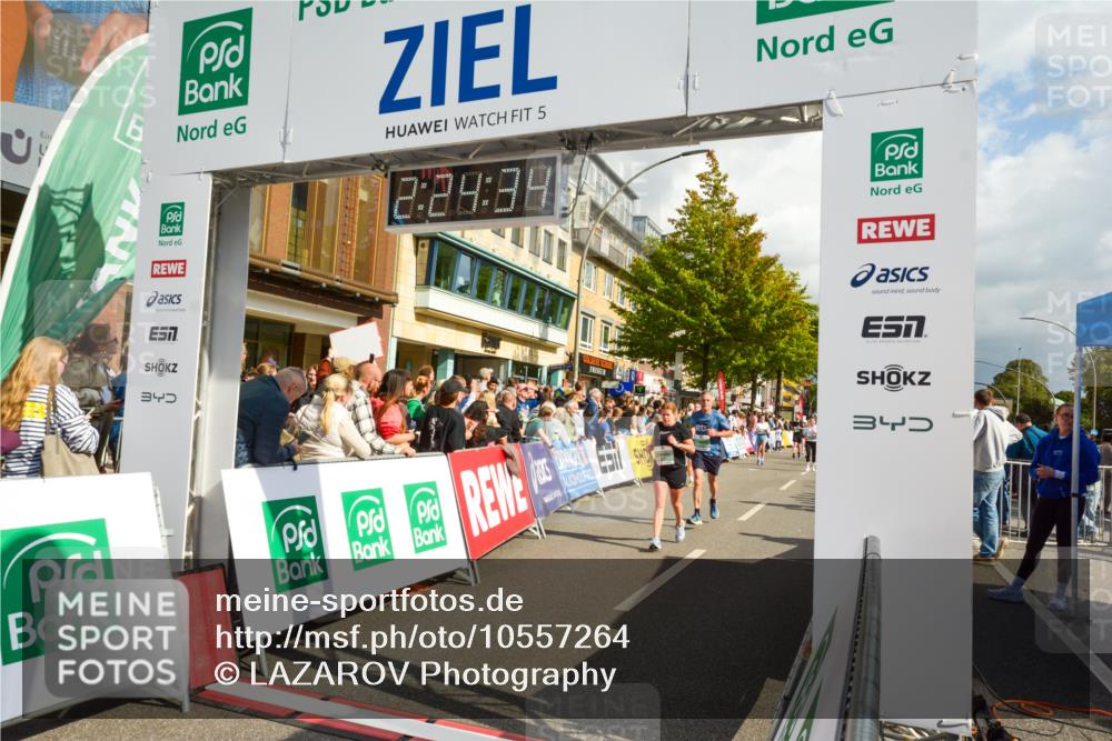 20.09.2026 - PSD Bank Halbmarathon LAZAROV Photography http://msf.ph/oto/10557264 20.09.2026 12:24:34 Ziel 1161, 1573, 1644, 1688, 1832, 1857, 2107, 2289, 2442, 3517, 3533, 4034, 4332, 4713 meine-sportfotos.de
