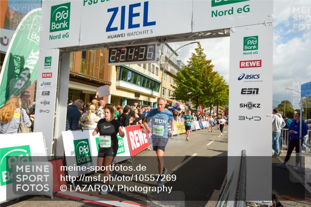 20.09.2026 - PSD Bank Halbmarathon LAZAROV Photography http://msf.ph/oto/10557269 20.09.2026 12:24:35 Ziel 1161, 1644, 1688, 1768, 1832, 1857, 2289, 2442, 3453, 3517, 3533, 4034, 4332, 4713 meine-sportfotos.de