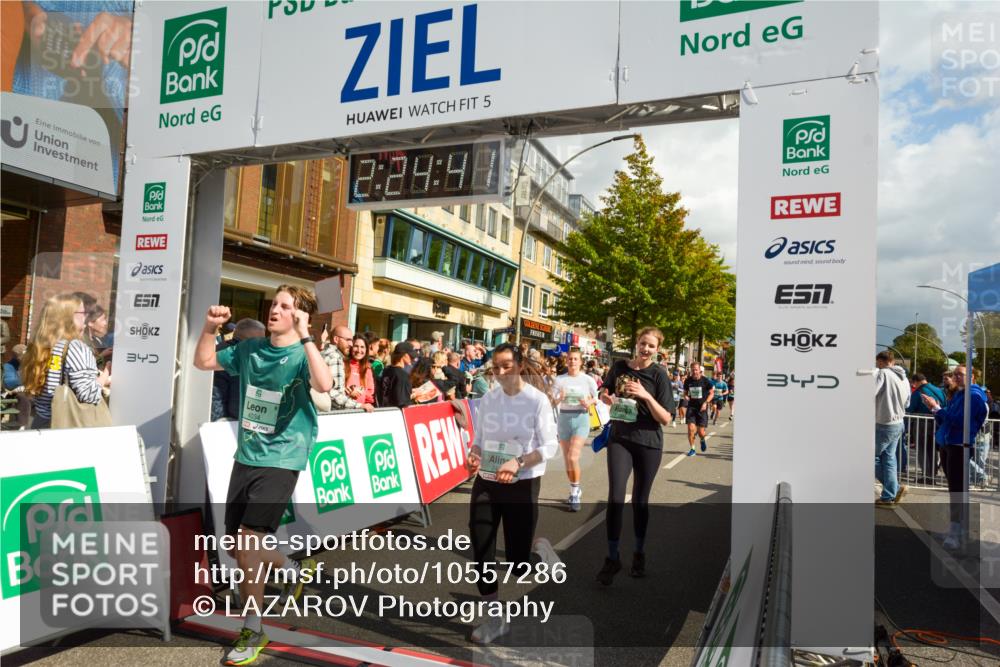 20.09.2026 - PSD Bank Halbmarathon LAZAROV Photography http://msf.ph/oto/10557286 20.09.2026 12:24:41 Ziel 1009, 1033, 1043, 1161, 1242, 1439, 1503, 1644, 1688, 1768, 1832, 1857, 1932, 2083, 2167, 2289, 2442, 3419, 3453, 3533, 4034, 4077, 4332, 4713 meine-sportfotos.de