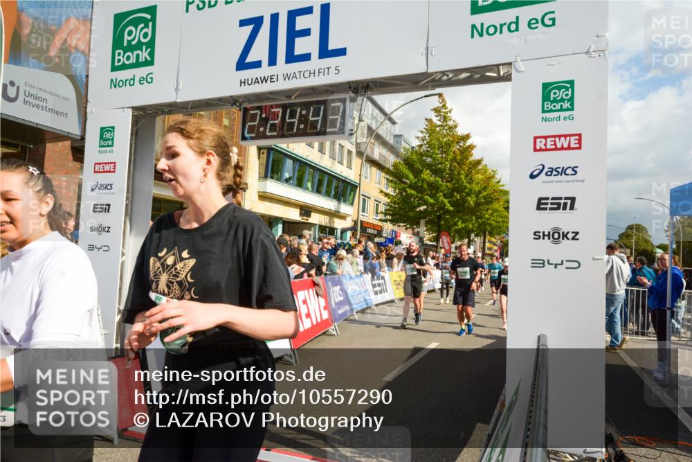 20.09.2026 - PSD Bank Halbmarathon LAZAROV Photography http://msf.ph/oto/10557290 20.09.2026 12:24:42 Ziel 1009, 1033, 1043, 1161, 1242, 1439, 1503, 1644, 1688, 1768, 1832, 1857, 1932, 2083, 2167, 2207, 2289, 2442, 3419, 3453, 3533, 4034, 4077, 4332, 4713 meine-sportfotos.de
