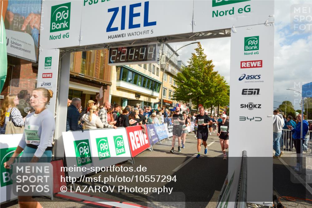 20.09.2026 - PSD Bank Halbmarathon LAZAROV Photography http://msf.ph/oto/10557294 20.09.2026 12:24:43 Ziel 1009, 1033, 1043, 1161, 1242, 1439, 1503, 1644, 1688, 1768, 1857, 1932, 2083, 2167, 2207, 2289, 2442, 2452, 3419, 3453, 3533, 3756, 4034, 4077, 4332 meine-sportfotos.de