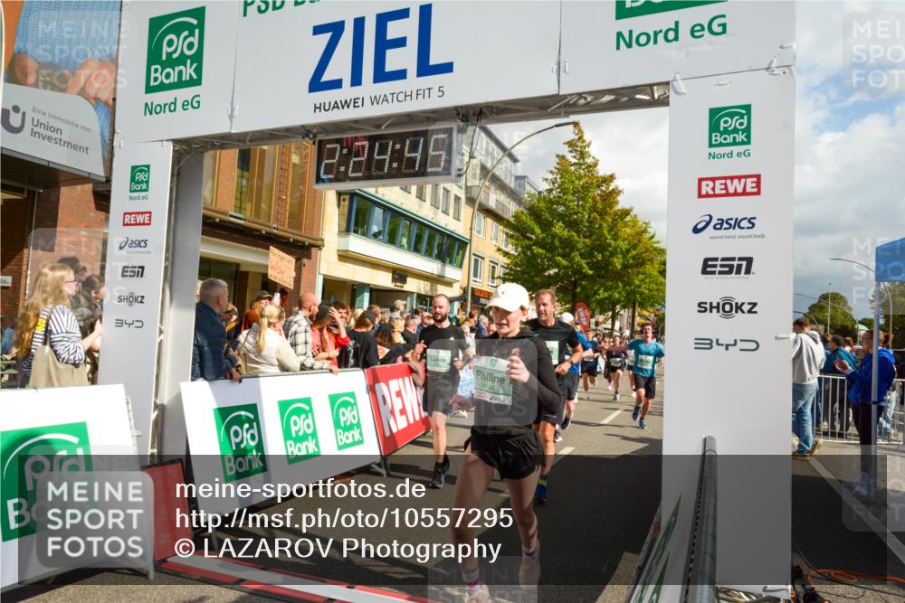 20.09.2026 - PSD Bank Halbmarathon LAZAROV Photography http://msf.ph/oto/10557295 20.09.2026 12:24:44 Ziel 1009, 1033, 1043, 1161, 1242, 1439, 1503, 1644, 1688, 1768, 1857, 1932, 2083, 2135, 2167, 2207, 2289, 2442, 2452, 3419, 3453, 3533, 3756, 4034, 4077, 4332 meine-sportfotos.de