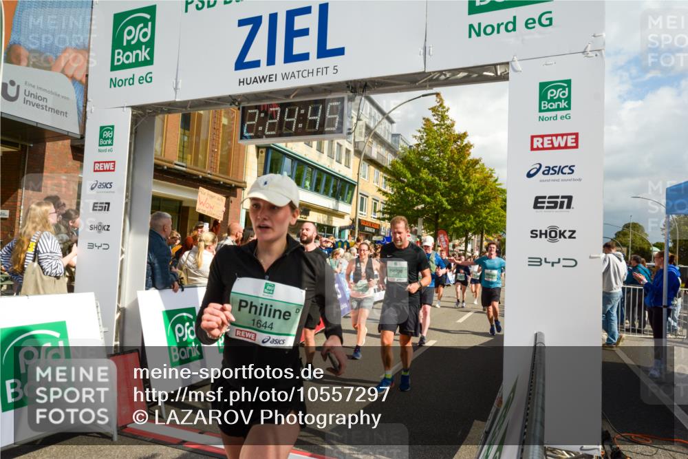 20.09.2026 - PSD Bank Halbmarathon LAZAROV Photography http://msf.ph/oto/10557297 20.09.2026 12:24:45 Ziel 1009, 1033, 1043, 1161, 1242, 1439, 1503, 1644, 1654, 1688, 1768, 1857, 1932, 2083, 2135, 2167, 2207, 2289, 2442, 2452, 2658, 3419, 3453, 3533, 3756, 4034, 4077, 4190, 4332 meine-sportfotos.de