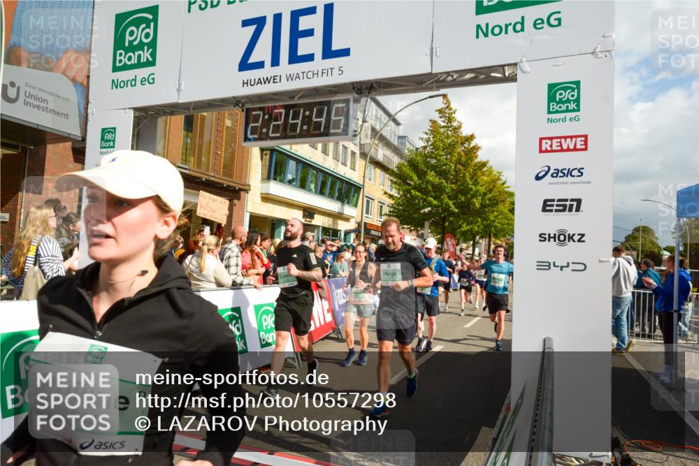 20.09.2026 - PSD Bank Halbmarathon LAZAROV Photography http://msf.ph/oto/10557298 20.09.2026 12:24:45 Ziel 1009, 1033, 1043, 1161, 1242, 1439, 1503, 1644, 1654, 1688, 1768, 1857, 1932, 2083, 2135, 2167, 2207, 2289, 2442, 2452, 2658, 3419, 3453, 3533, 3756, 4034, 4077, 4190, 4332 meine-sportfotos.de
