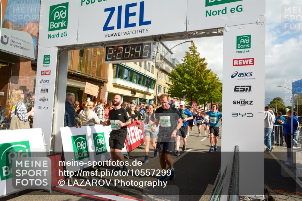 20.09.2026 - PSD Bank Halbmarathon LAZAROV Photography http://msf.ph/oto/10557299 20.09.2026 12:24:45 Ziel 1009, 1033, 1043, 1161, 1242, 1439, 1503, 1644, 1654, 1688, 1768, 1857, 1932, 2083, 2135, 2167, 2207, 2289, 2442, 2452, 2658, 3419, 3453, 3533, 3756, 4034, 4077, 4190, 4332 meine-sportfotos.de