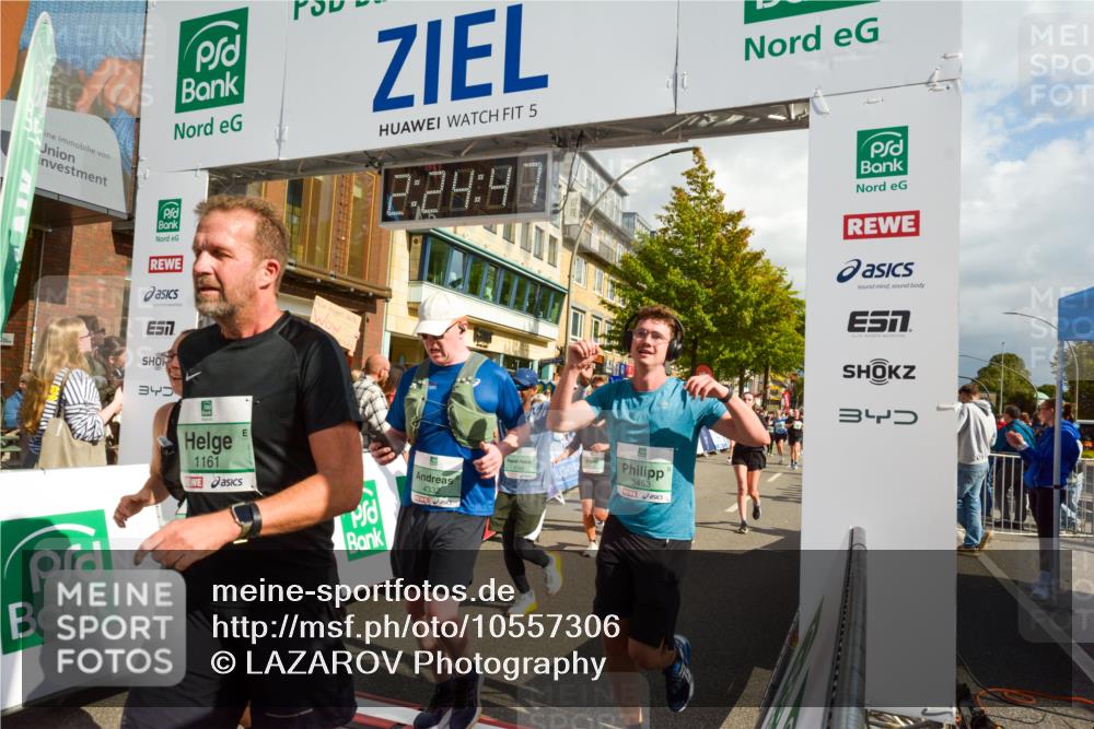 20.09.2026 - PSD Bank Halbmarathon LAZAROV Photography http://msf.ph/oto/10557306 20.09.2026 12:24:46 Ziel 1009, 1033, 1043, 1161, 1242, 1439, 1503, 1644, 1654, 1688, 1768, 1857, 1932, 2083, 2135, 2167, 2207, 2289, 2442, 2452, 2658, 3419, 3453, 3533, 3756, 4034, 4077, 4190, 4332 meine-sportfotos.de