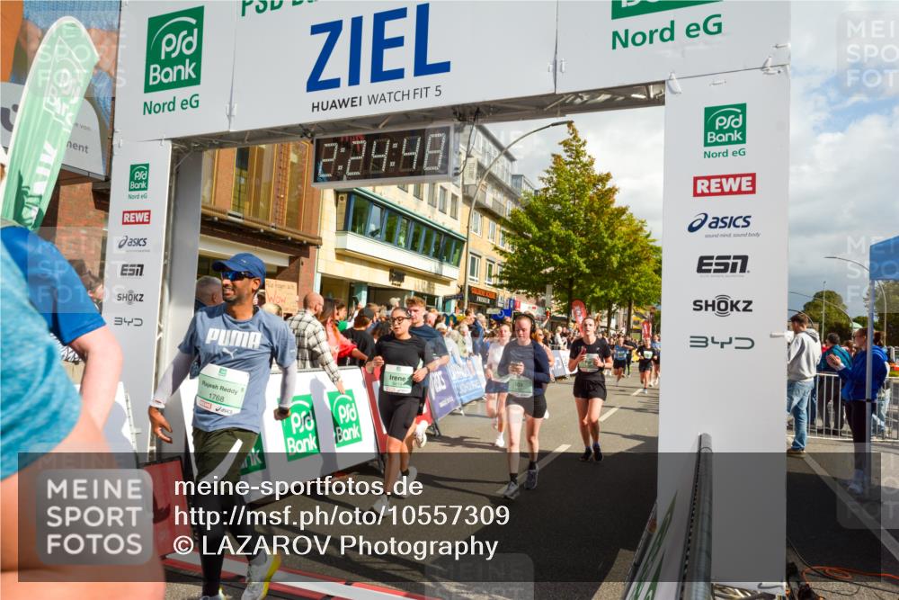 20.09.2026 - PSD Bank Halbmarathon LAZAROV Photography http://msf.ph/oto/10557309 20.09.2026 12:24:47 Ziel 1009, 1033, 1043, 1161, 1242, 1439, 1503, 1633, 1644, 1654, 1688, 1768, 1857, 1932, 2083, 2135, 2167, 2207, 2289, 2328, 2442, 2452, 2596, 2658, 2798, 3419, 3453, 3510, 3533, 3756, 4077, 4190, 4332 meine-sportfotos.de