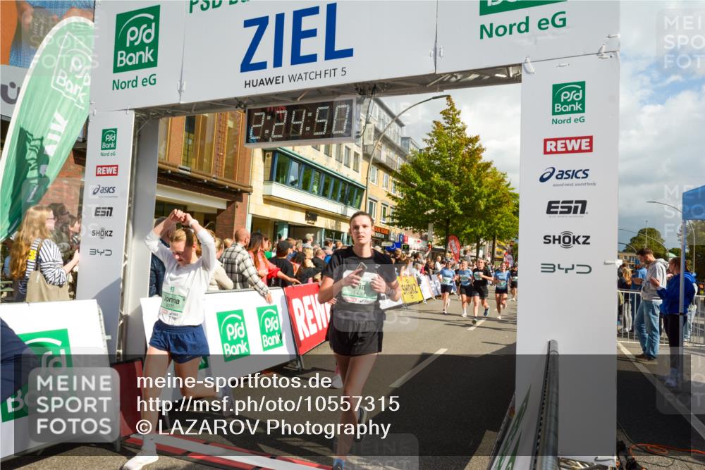 20.09.2026 - PSD Bank Halbmarathon LAZAROV Photography http://msf.ph/oto/10557315 20.09.2026 12:24:49 Ziel 1009, 1033, 1043, 1161, 1242, 1439, 1503, 1633, 1644, 1654, 1688, 1768, 1932, 2083, 2135, 2167, 2207, 2289, 2328, 2452, 2596, 2658, 2798, 3419, 3453, 3510, 3533, 3756, 4077, 4190, 4332, 4663 meine-sportfotos.de