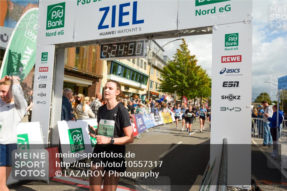 20.09.2026 - PSD Bank Halbmarathon LAZAROV Photography http://msf.ph/oto/10557317 20.09.2026 12:24:50 Ziel 1009, 1033, 1043, 1161, 1242, 1439, 1503, 1633, 1644, 1654, 1688, 1768, 1932, 2083, 2135, 2167, 2207, 2328, 2452, 2596, 2658, 2798, 3419, 3453, 3510, 3533, 3756, 4077, 4190, 4332, 4663 meine-sportfotos.de