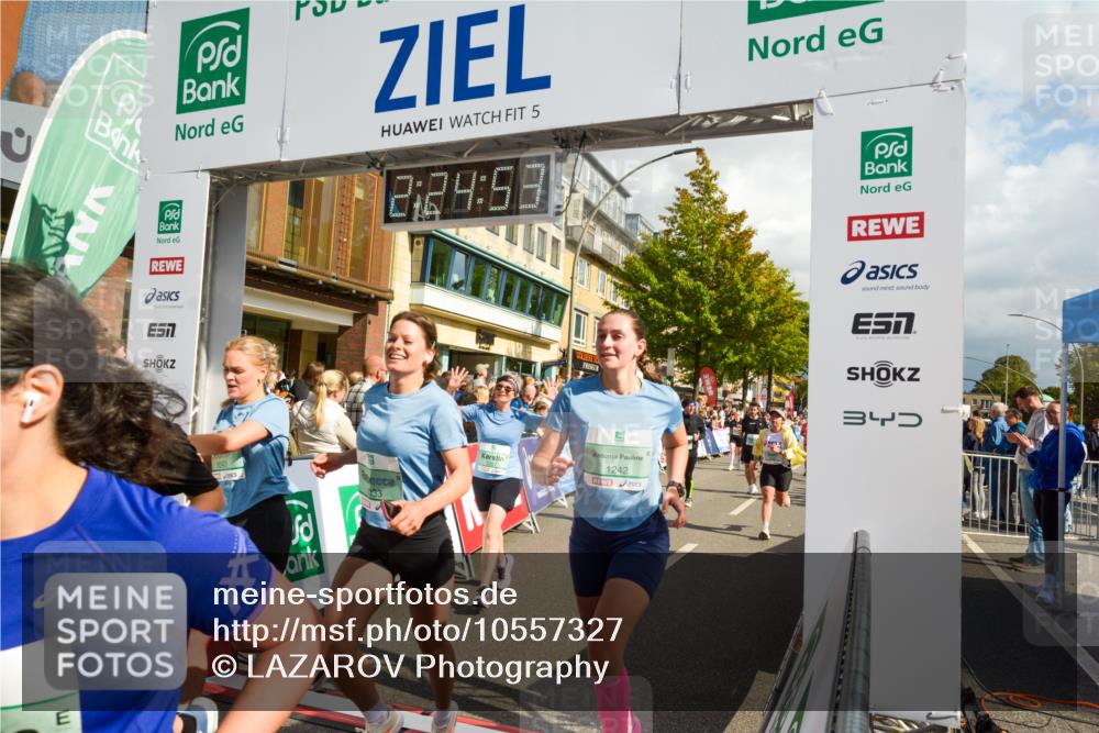 20.09.2026 - PSD Bank Halbmarathon LAZAROV Photography http://msf.ph/oto/10557327 20.09.2026 12:24:53 Ziel 1009, 1033, 1043, 1134, 1242, 1439, 1503, 1633, 1654, 1768, 1932, 2083, 2135, 2167, 2207, 2294, 2328, 2452, 2596, 2658, 2798, 3419, 3453, 3510, 3756, 4077, 4190, 4663 meine-sportfotos.de