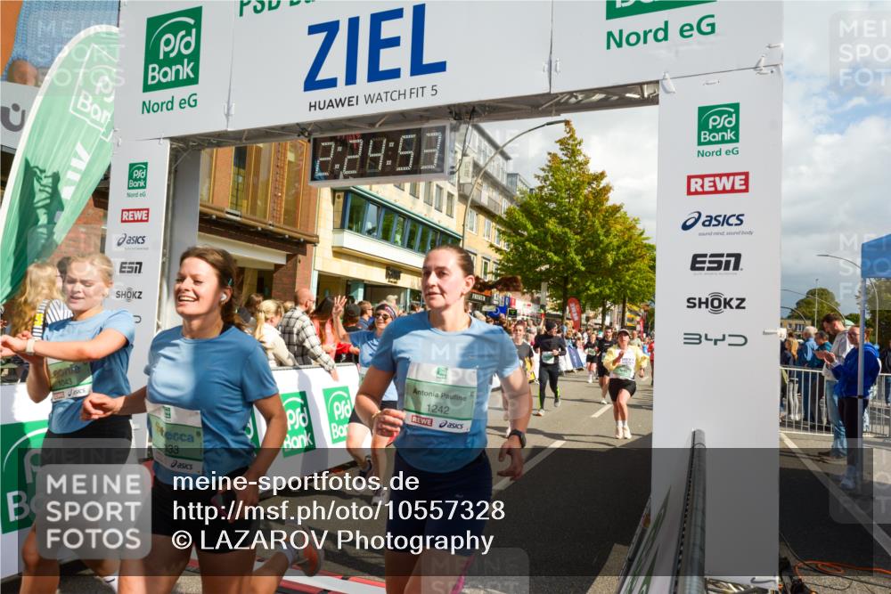 20.09.2026 - PSD Bank Halbmarathon LAZAROV Photography http://msf.ph/oto/10557328 20.09.2026 12:24:53 Ziel 1009, 1033, 1043, 1134, 1242, 1439, 1503, 1633, 1654, 1768, 1932, 2083, 2135, 2167, 2207, 2294, 2328, 2452, 2596, 2658, 2798, 3419, 3453, 3510, 3756, 4077, 4190, 4663 meine-sportfotos.de