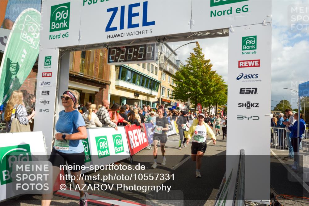 20.09.2026 - PSD Bank Halbmarathon LAZAROV Photography http://msf.ph/oto/10557331 20.09.2026 12:24:54 Ziel 1009, 1033, 1043, 1134, 1242, 1439, 1503, 1633, 1654, 1932, 2083, 2135, 2167, 2207, 2294, 2328, 2452, 2596, 2658, 2798, 3419, 3510, 3756, 4077, 4190, 4663 meine-sportfotos.de