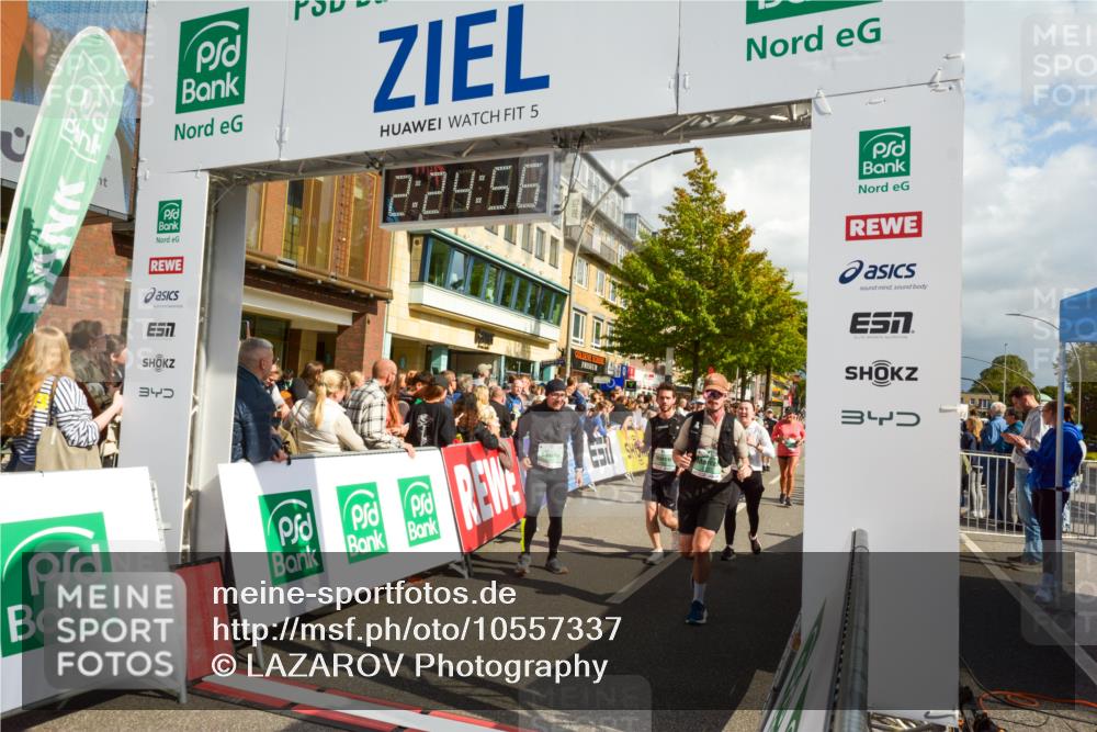 20.09.2026 - PSD Bank Halbmarathon LAZAROV Photography http://msf.ph/oto/10557337 20.09.2026 12:24:55 Ziel 1009, 1033, 1043, 1134, 1242, 1439, 1503, 1633, 1654, 1932, 2135, 2207, 2294, 2328, 2452, 2596, 2658, 2798, 3510, 3756, 4077, 4190, 4663 meine-sportfotos.de