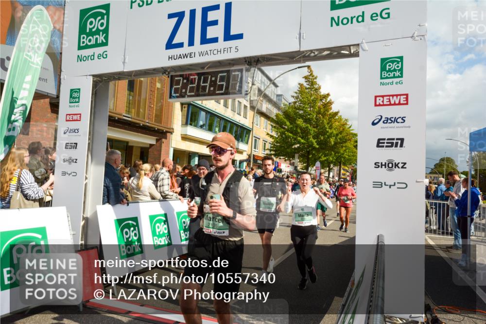 20.09.2026 - PSD Bank Halbmarathon LAZAROV Photography http://msf.ph/oto/10557340 20.09.2026 12:24:56 Ziel 1009, 1033, 1043, 1134, 1242, 1439, 1503, 1633, 1654, 1932, 2135, 2207, 2294, 2328, 2452, 2596, 2658, 2798, 3510, 3756, 4190, 4663 meine-sportfotos.de