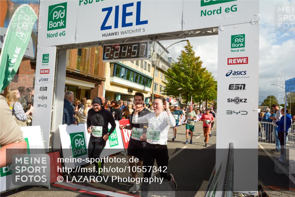 20.09.2026 - PSD Bank Halbmarathon LAZAROV Photography http://msf.ph/oto/10557342 20.09.2026 12:24:57 Ziel 1033, 1043, 1134, 1242, 1503, 1633, 1654, 1932, 2135, 2207, 2294, 2328, 2452, 2596, 2658, 2798, 3510, 3756, 4190, 4663 meine-sportfotos.de