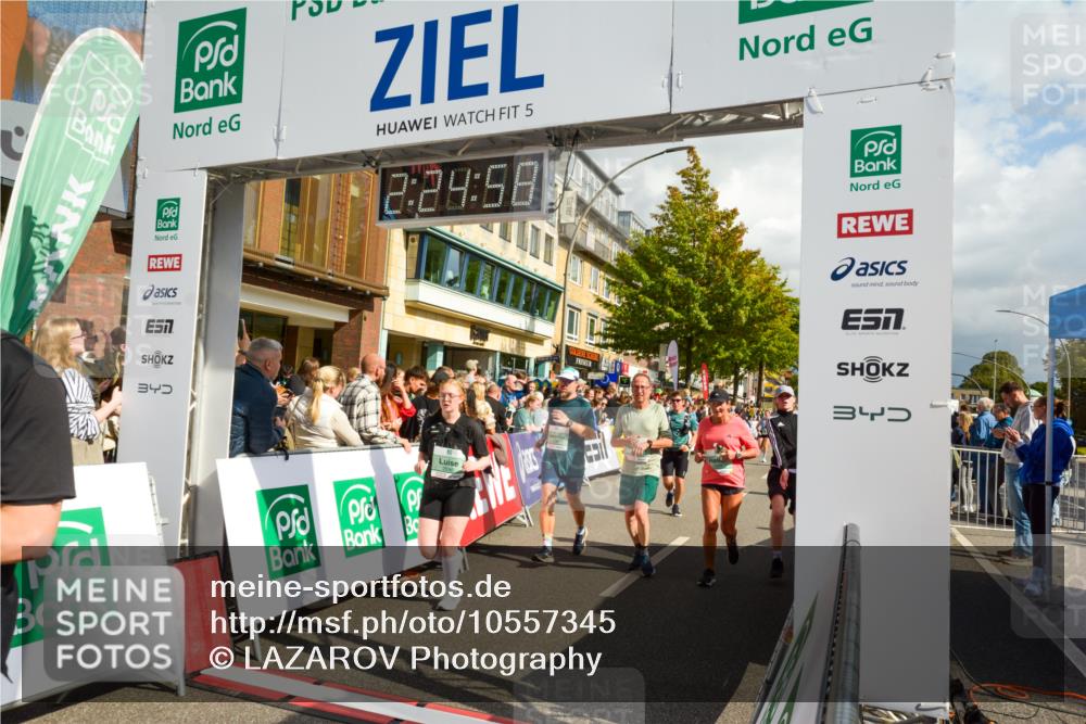 20.09.2026 - PSD Bank Halbmarathon LAZAROV Photography http://msf.ph/oto/10557345 20.09.2026 12:24:58 Ziel 1033, 1043, 1134, 1242, 1503, 1633, 1654, 1932, 2135, 2207, 2294, 2328, 2452, 2596, 2658, 2798, 3510, 3756, 4190, 4663 meine-sportfotos.de