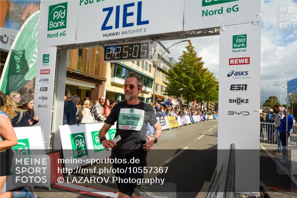 20.09.2026 - PSD Bank Halbmarathon LAZAROV Photography http://msf.ph/oto/10557367 20.09.2026 12:25:04 Ziel 1134, 1633, 2294, 2328, 2596, 2798, 3510, 4663 meine-sportfotos.de