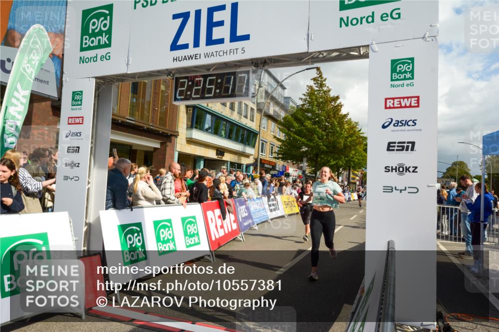 20.09.2026 - PSD Bank Halbmarathon LAZAROV Photography http://msf.ph/oto/10557381 20.09.2026 12:25:17 Ziel 2045, 3061, 3556, 3924, 4725 meine-sportfotos.de