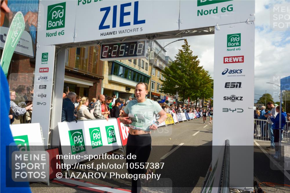 20.09.2026 - PSD Bank Halbmarathon LAZAROV Photography http://msf.ph/oto/10557387 20.09.2026 12:25:18 Ziel 2045, 3061, 3556, 3924, 4725 meine-sportfotos.de