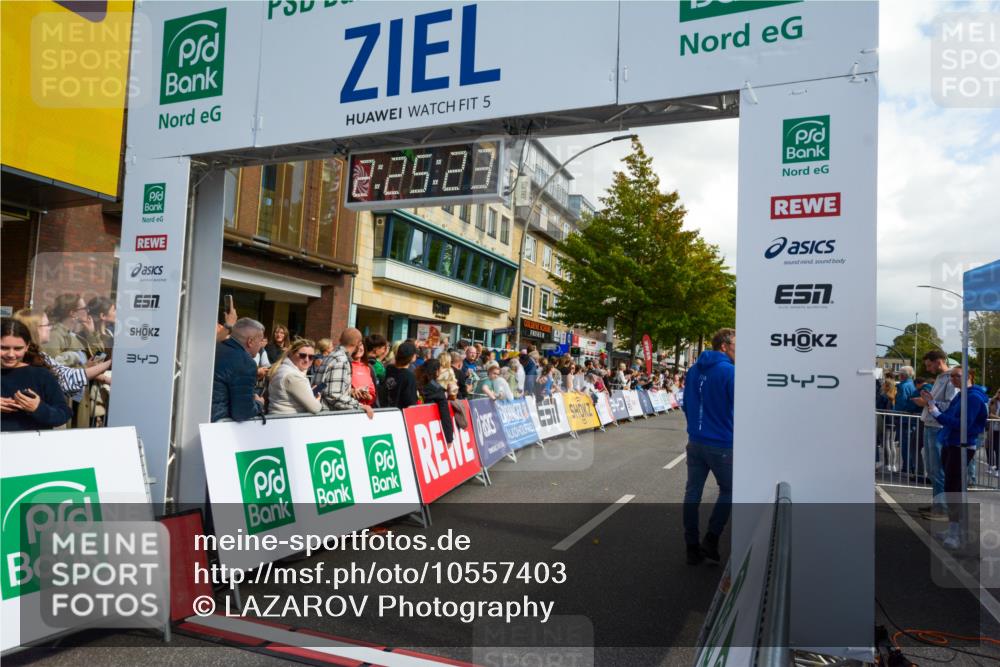 20.09.2026 - PSD Bank Halbmarathon LAZAROV Photography http://msf.ph/oto/10557403 20.09.2026 12:25:22 Ziel 2045, 3061, 3556, 3924, 4725 meine-sportfotos.de