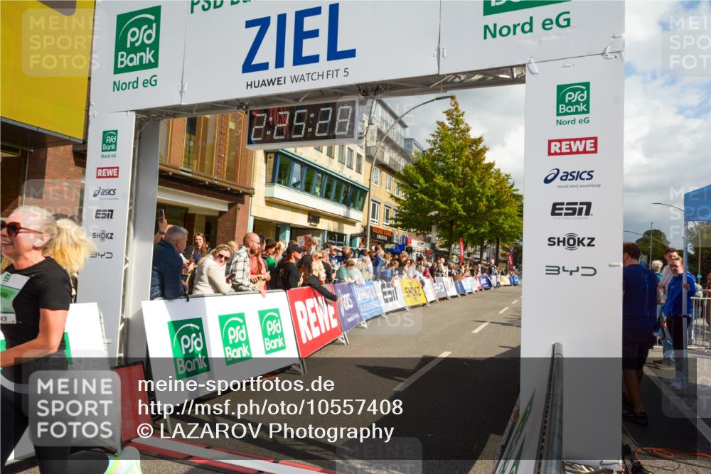 20.09.2026 - PSD Bank Halbmarathon LAZAROV Photography http://msf.ph/oto/10557408 20.09.2026 12:25:27 Ziel 2045, 3924, 4725 meine-sportfotos.de