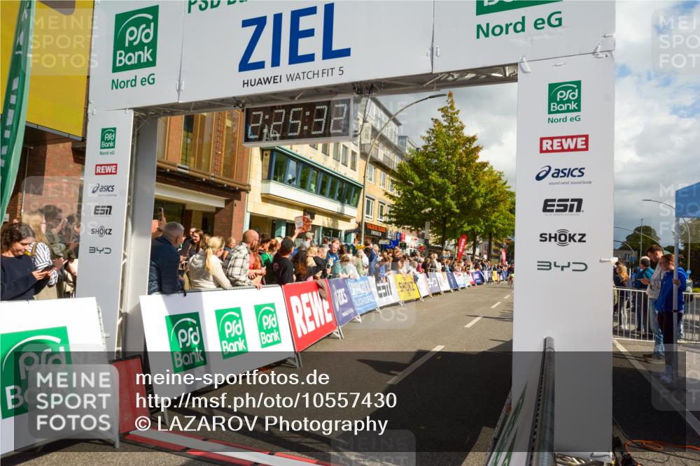 20.09.2026 - PSD Bank Halbmarathon LAZAROV Photography http://msf.ph/oto/10557430 20.09.2026 12:25:32 Ziel 1652, 1798, 2216, 2507, 2954, 3242, 3873, 4725, 4749 meine-sportfotos.de
