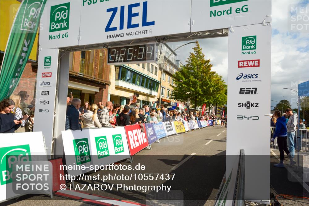 20.09.2026 - PSD Bank Halbmarathon LAZAROV Photography http://msf.ph/oto/10557437 20.09.2026 12:25:33 Ziel 1652, 1798, 2216, 2507, 2953, 2954, 3242, 3666, 3873, 4725, 4749 meine-sportfotos.de