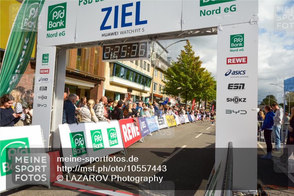 20.09.2026 - PSD Bank Halbmarathon LAZAROV Photography http://msf.ph/oto/10557443 20.09.2026 12:25:35 Ziel 1652, 1798, 2216, 2287, 2507, 2953, 2954, 3242, 3666, 3873, 4749 meine-sportfotos.de