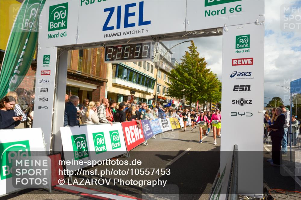 20.09.2026 - PSD Bank Halbmarathon LAZAROV Photography http://msf.ph/oto/10557453 20.09.2026 12:25:38 Ziel 1652, 1798, 2216, 2287, 2507, 2953, 2954, 3242, 3666, 3873, 4749 meine-sportfotos.de