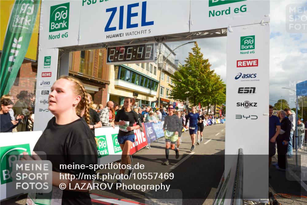 20.09.2026 - PSD Bank Halbmarathon LAZAROV Photography http://msf.ph/oto/10557469 20.09.2026 12:25:43 Ziel 1652, 1798, 2216, 2287, 2507, 2953, 2954, 3242, 3666, 3873, 4749 meine-sportfotos.de