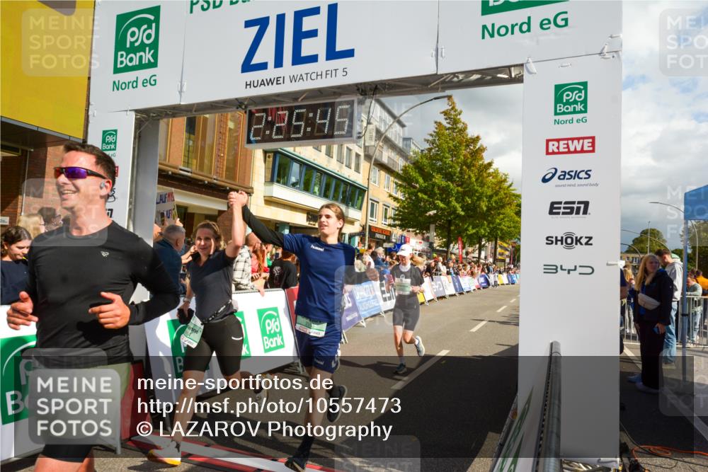 20.09.2026 - PSD Bank Halbmarathon LAZAROV Photography http://msf.ph/oto/10557473 20.09.2026 12:25:44 Ziel 1652, 1798, 2216, 2287, 2507, 2953, 2954, 3242, 3666, 3873, 4390, 4391, 4392, 4749 meine-sportfotos.de