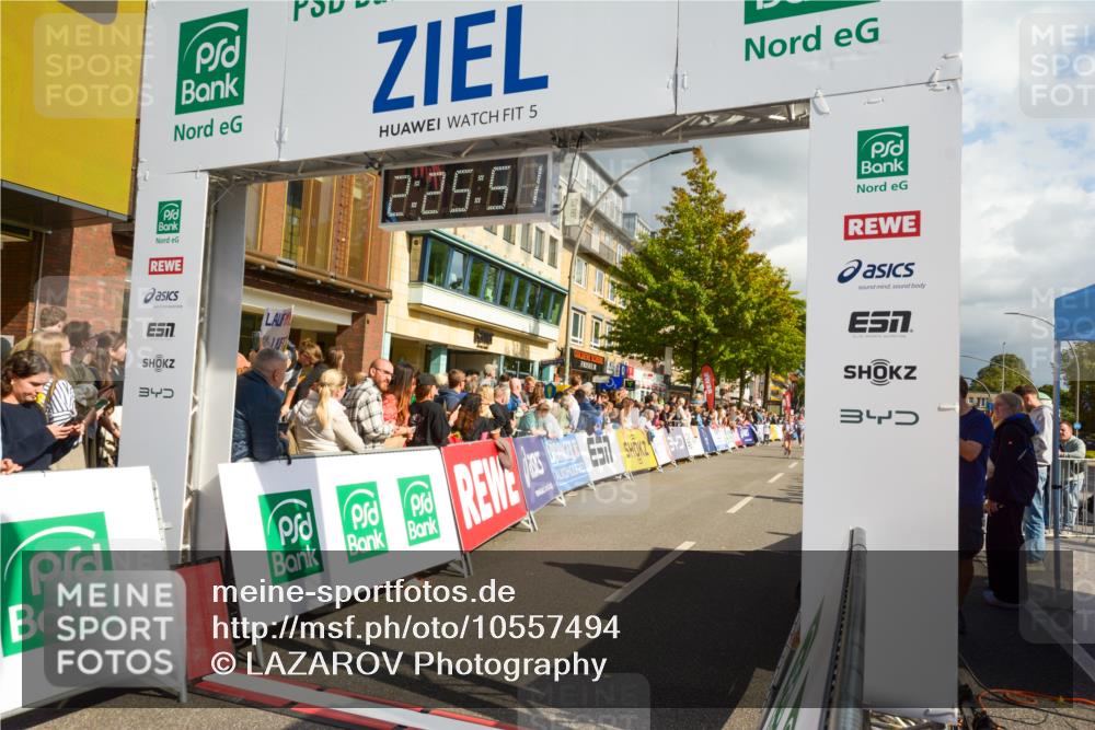 20.09.2026 - PSD Bank Halbmarathon LAZAROV Photography http://msf.ph/oto/10557494 20.09.2026 12:25:50 Ziel 2287, 2953, 2954, 3666, 3900, 4390, 4391, 4392, 4588, 4749 meine-sportfotos.de