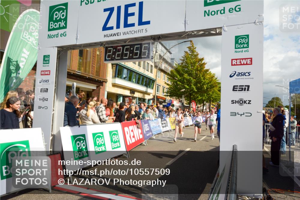 20.09.2026 - PSD Bank Halbmarathon LAZAROV Photography http://msf.ph/oto/10557509 20.09.2026 12:25:54 Ziel 1259, 2824, 3900, 4390, 4391, 4392, 4588 meine-sportfotos.de